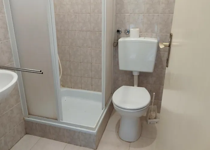 Апартаменты In With House Sea View *