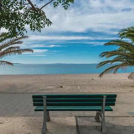 Apartman In With House Sea View Povljana