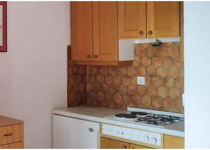 Apartman In With House Sea View